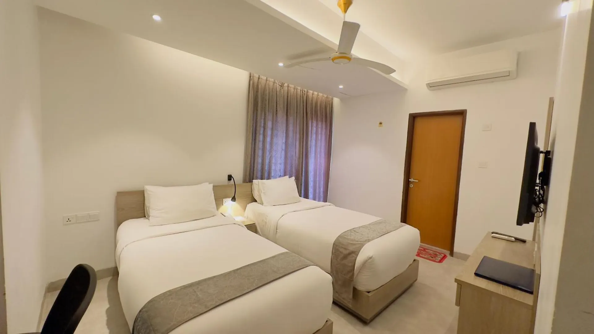 Priyo Nibash Stylish Residential Hotel Dhaka 4*,  Bangladesh