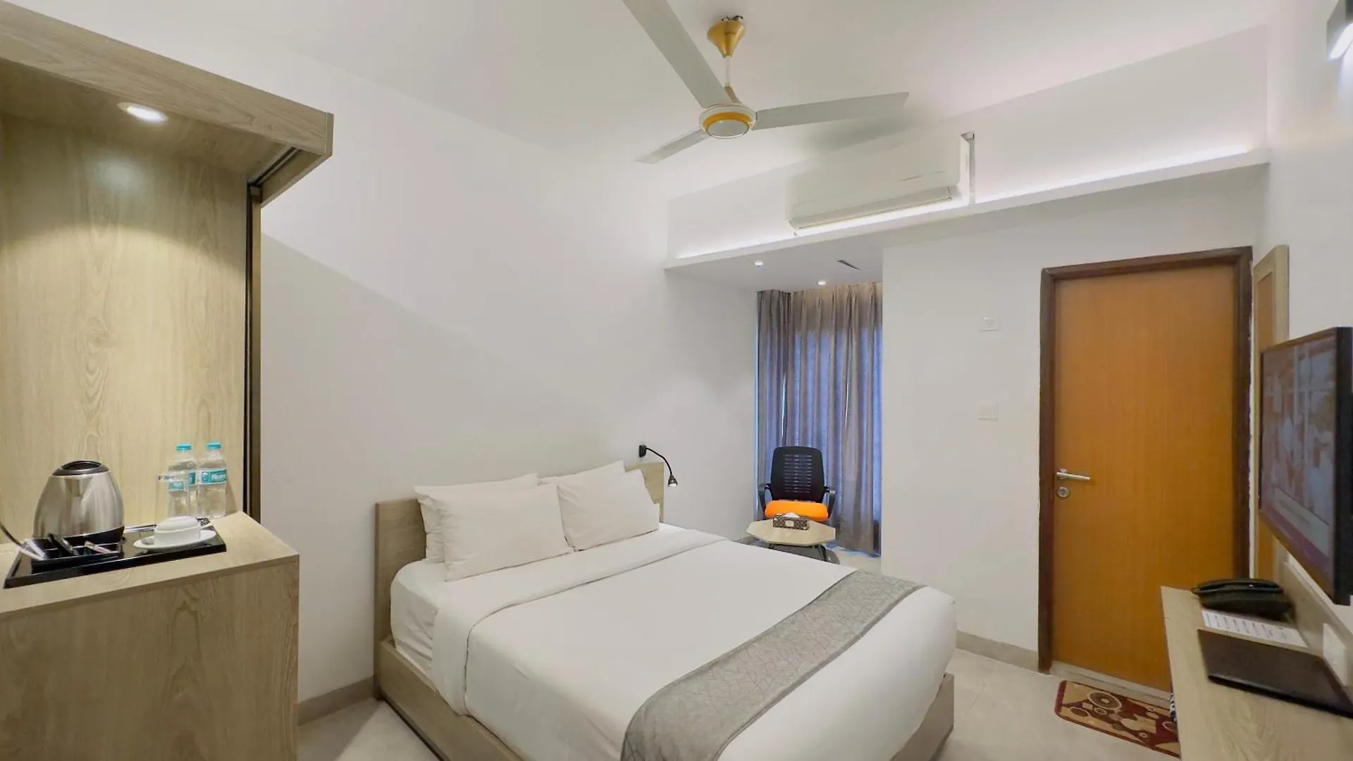 Priyo Nibash Stylish Residential Hotel Dhaka 4*,  Bangladesh