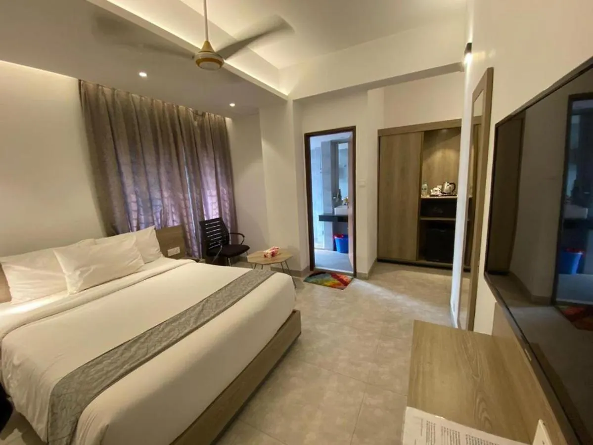 Priyo Nibash Stylish Residential Hotel Dhaka 4*,